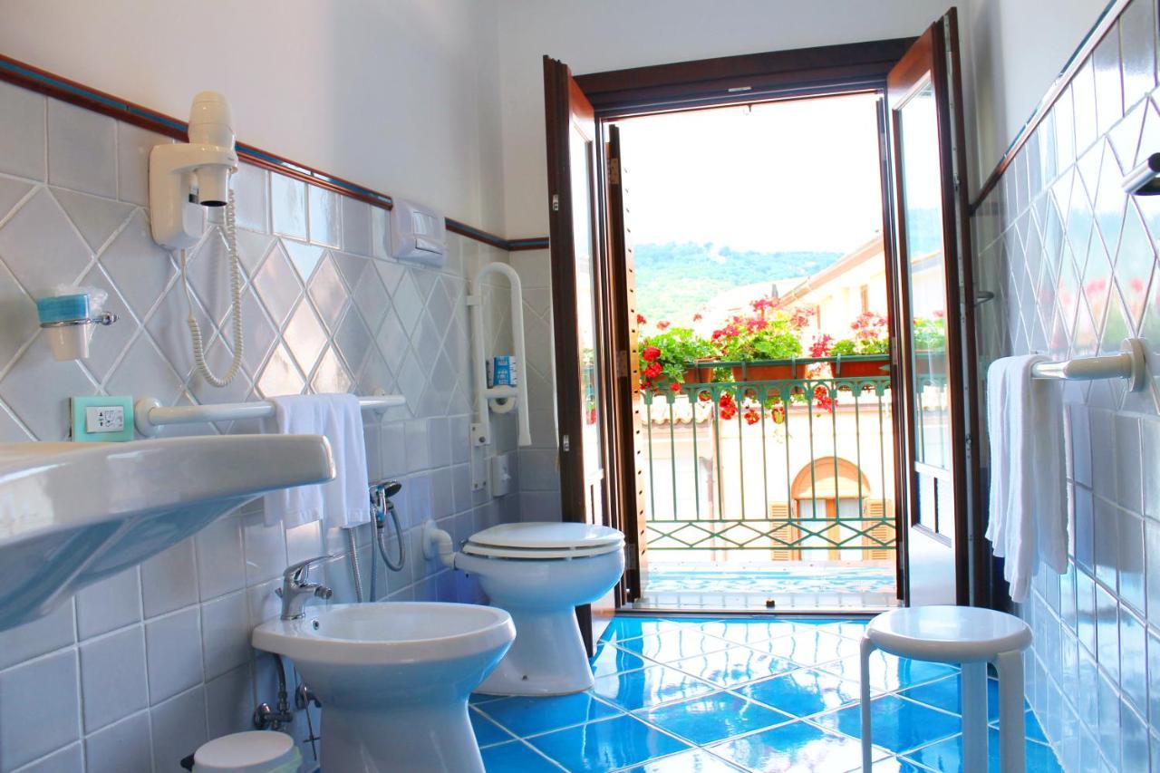 Hotel Pisacane Sapri Buitenkant foto