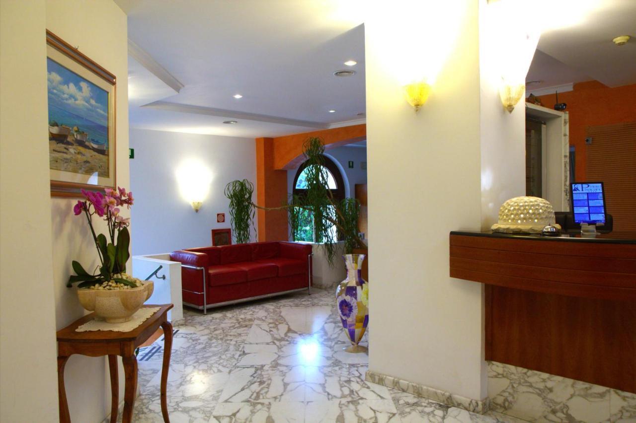 Hotel Pisacane Sapri Buitenkant foto
