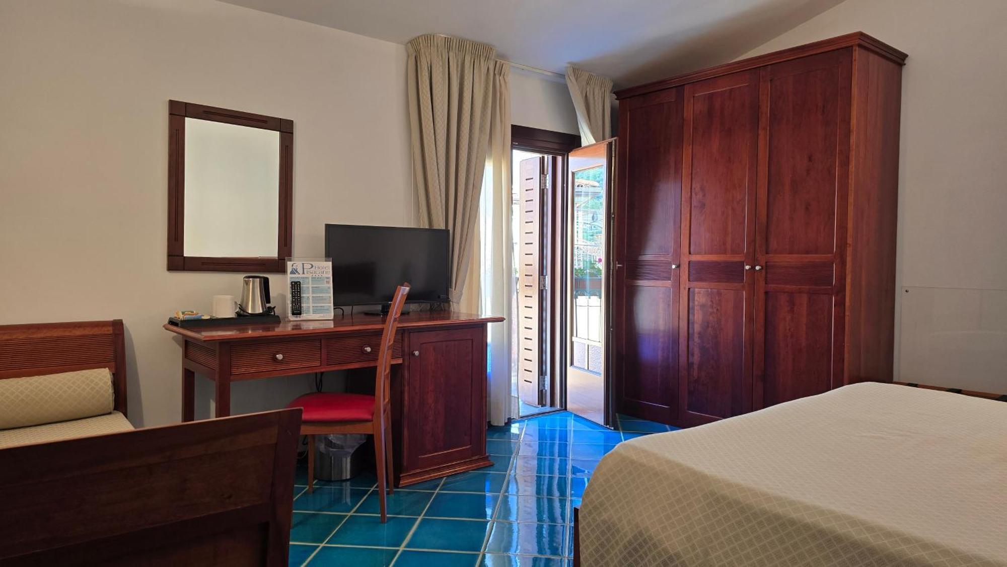 Hotel Pisacane Sapri Buitenkant foto
